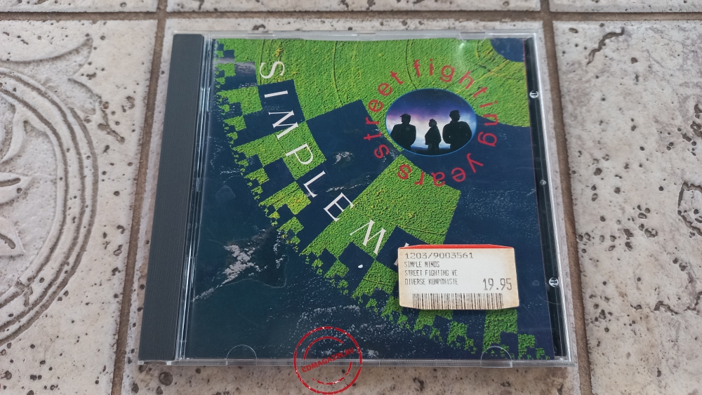 Audio CD: Simple Minds (1989) Street Fighting Years Audio CD: Simple Minds (1989) Street Fighting Years