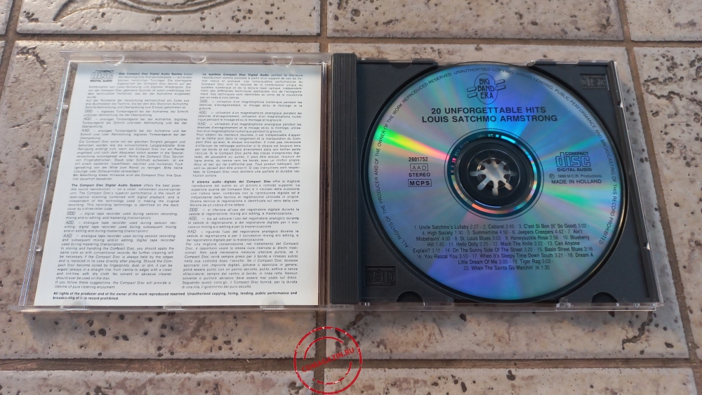 Audio CD: Louis Armstrong (1986) 20 Unforgettable Hits Audio CD: Louis Armstrong (1986) 20 Unforgettable Hits
