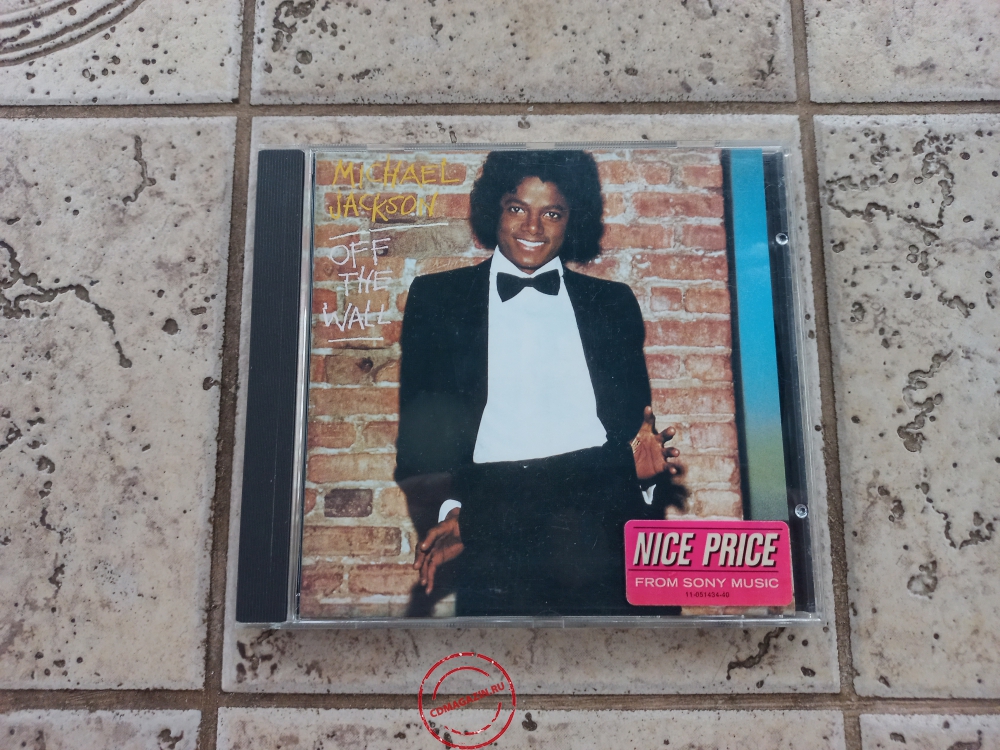 Audio CD: Michael Jackson (1979) Off The Wall Audio CD: Michael Jackson (1979) Off The Wall