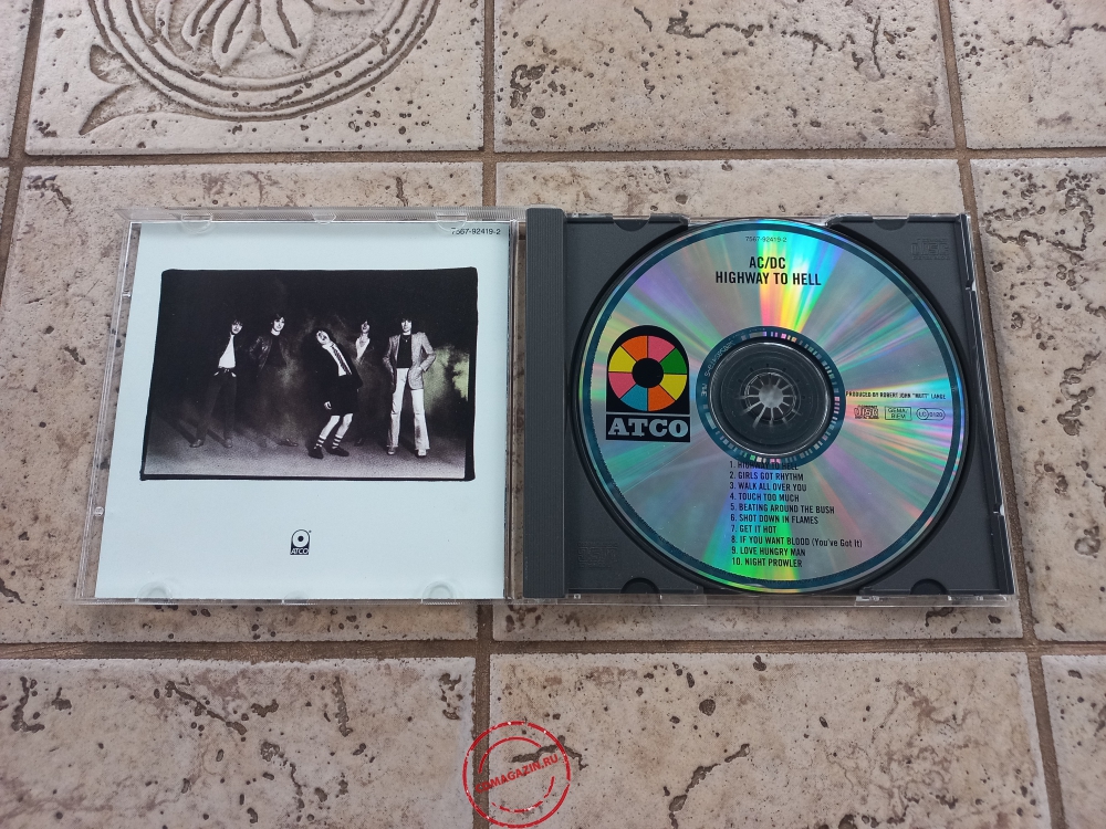 Audio CD: AC/DC (1979) Highway To Hell Audio CD: AC/DC (1979) Highway To Hell