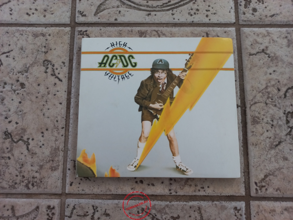 Audio CD: AC/DC (1976) High Voltage