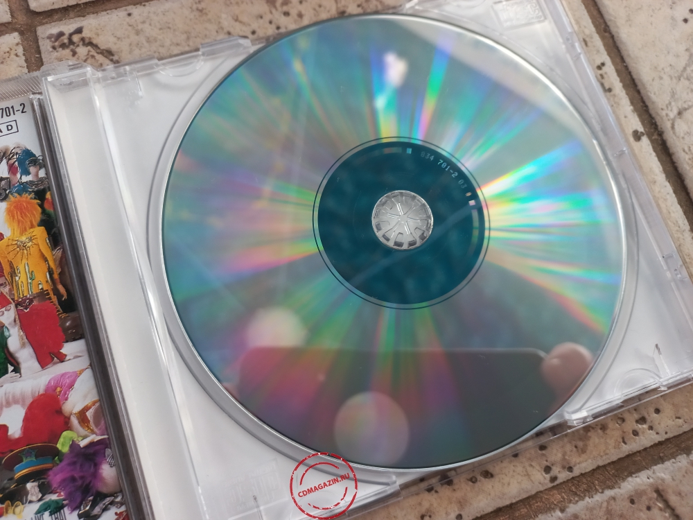 Audio CD: Elton John (1988) Reg Strikes Back