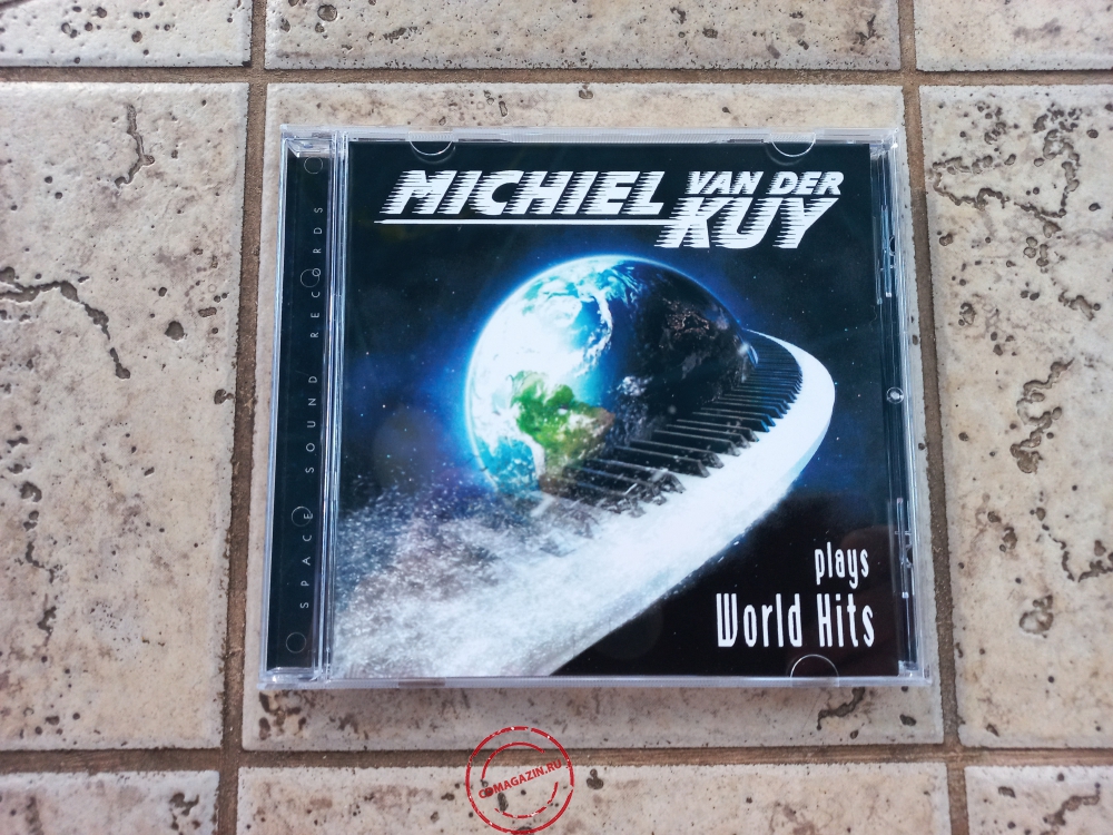 Audio CD: Michiel Van Der Kuy (2026) Plays World Hits