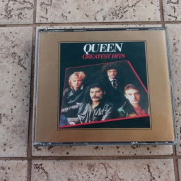 Audio CD: Queen (1981) Greatest Hits I & II