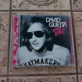 Audio CD: David Guetta (2009) One Love