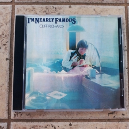 Audio CD: Cliff Richard (1976) I'm Nearly Famous